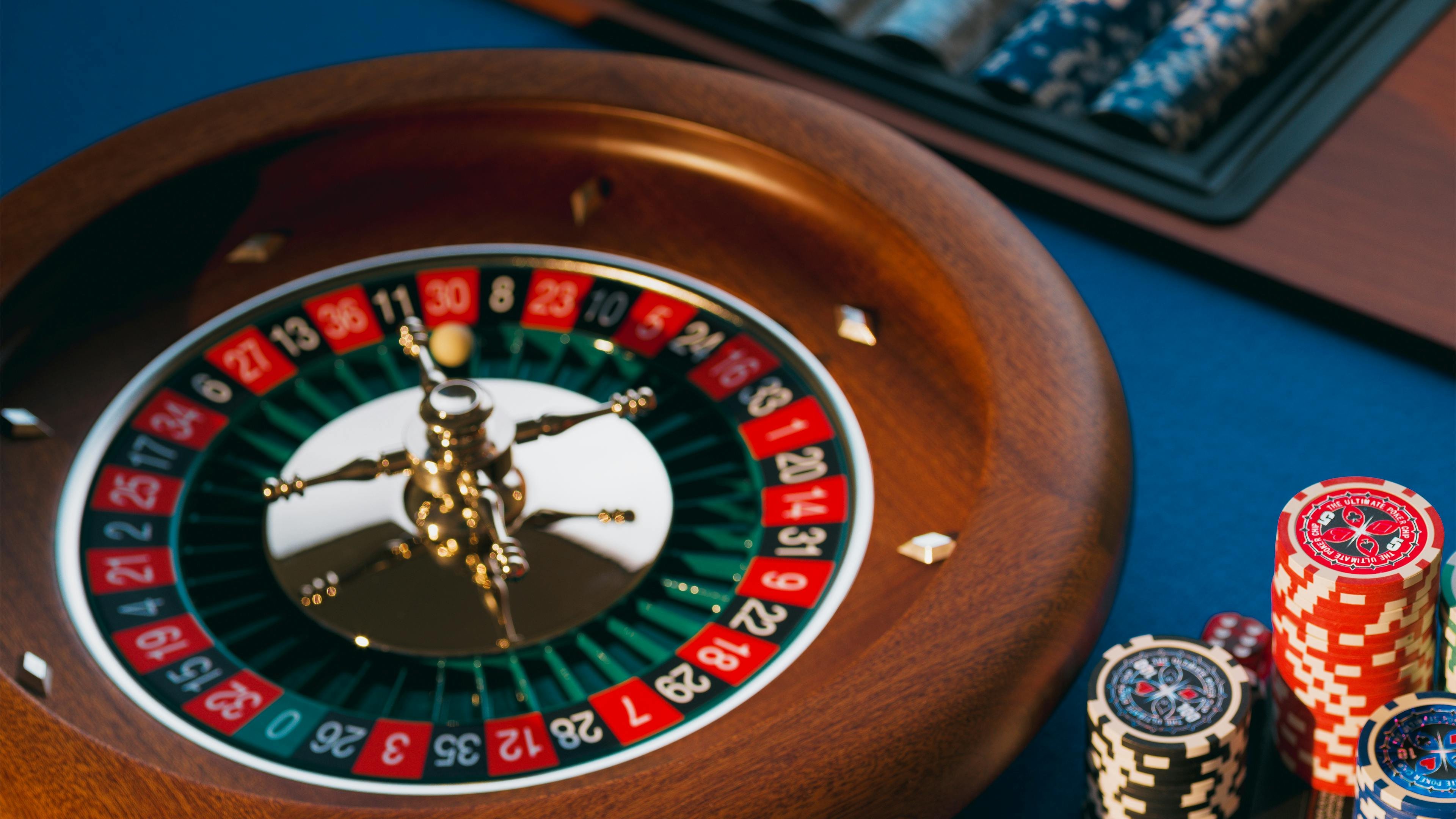স্মার্টফোনে luckbet ক্যাসিনো গেমের বিভিন্ন বিভাগ দেখার অভিজ্ঞতা